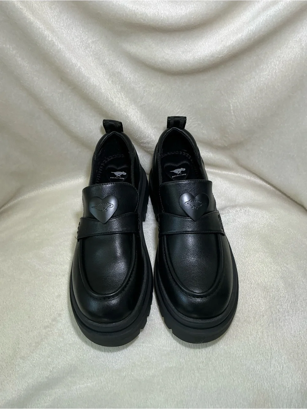 NEW! Rocket Dog “Dandy” Platform Black Loafers Women’s size 8.5 NWOT